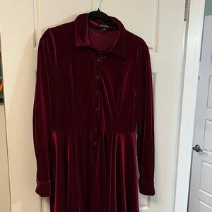 Luxurious Velvet Long Sleeve Dress in Rich Burgundy